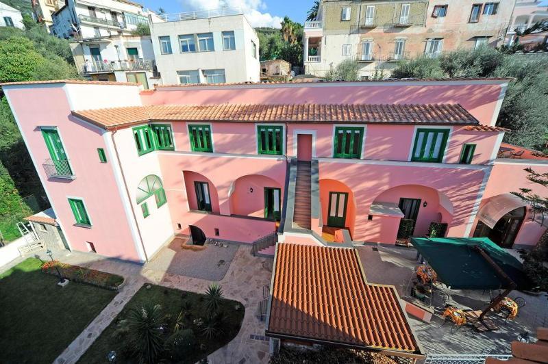 Domus Aequana Bed and Breakfast Vico Equense Buitenkant foto