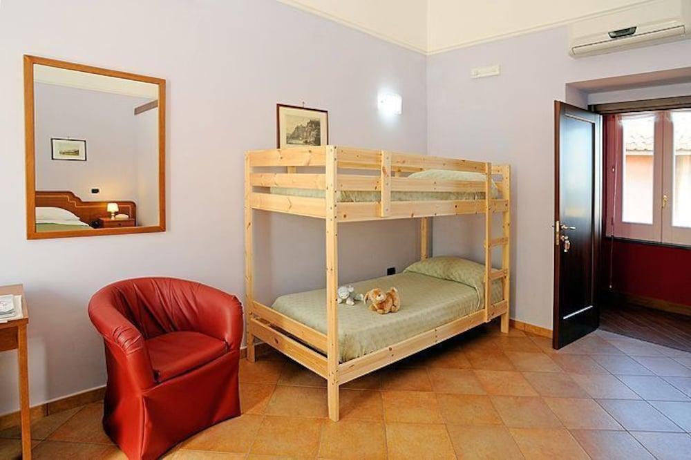 Domus Aequana Bed and Breakfast Vico Equense Buitenkant foto